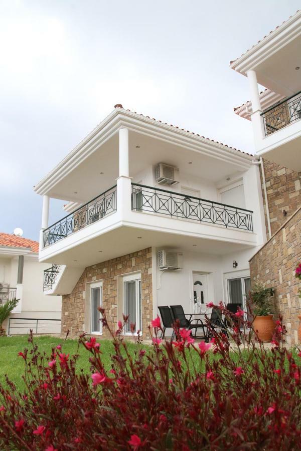 S&S Pura Vida Apartment Paliouri Esterno foto